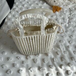 White bucket acrylic bag